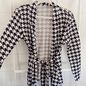 Black and White Houndstooth Women's cardigan